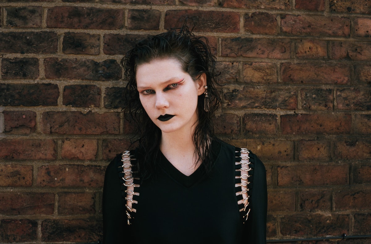 Claudia Sinclair Styles for Dazed — News — Mini Title