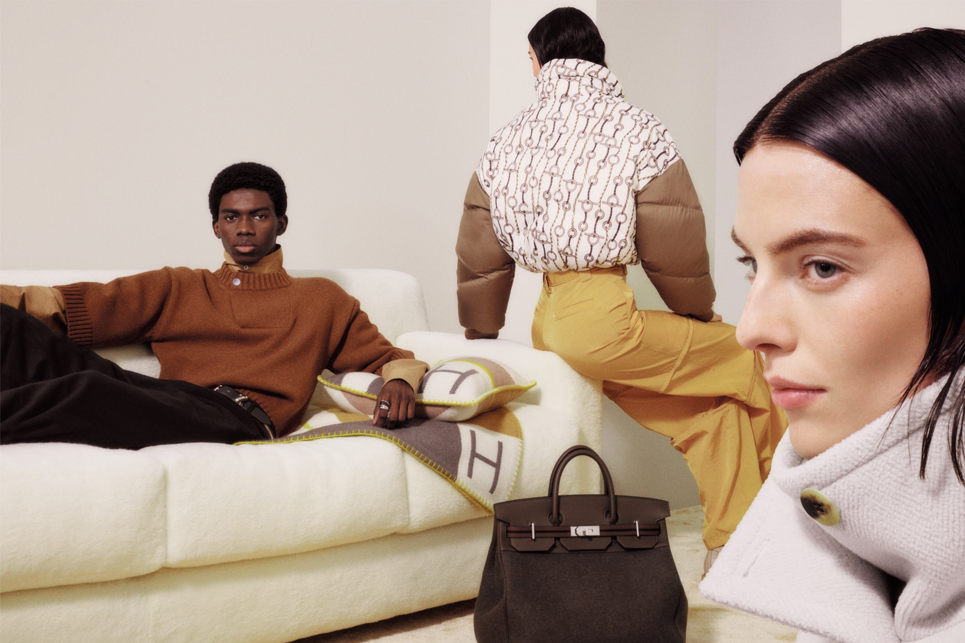 Claudia Sinclair, Le Monde d'Hermès, Mini Title 2025